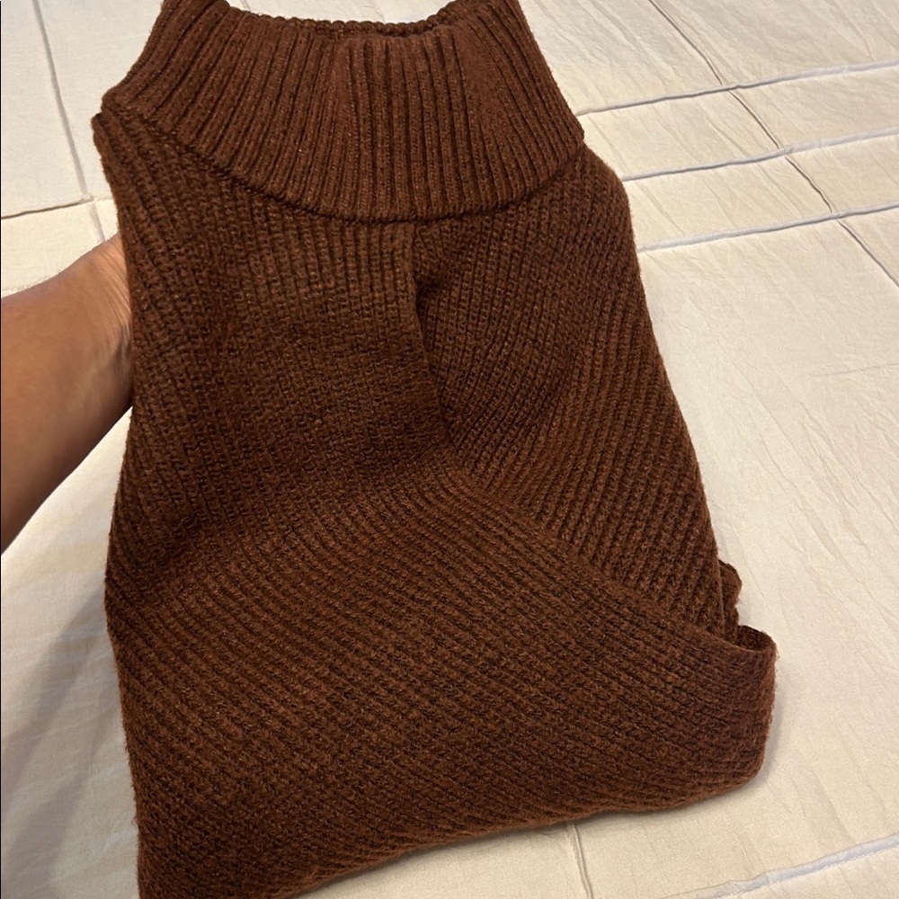 Express Chocolate Ribbed Knit Sweater - Picture 7 of 9
